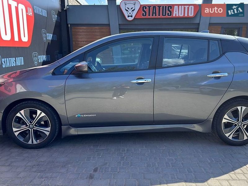 Хэтчбек Nissan Leaf 2018 в Виннице