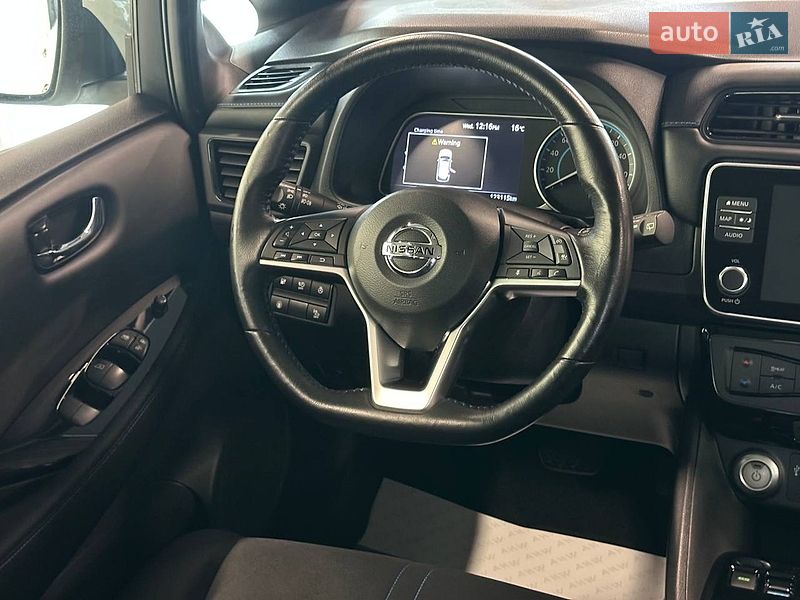 Хэтчбек Nissan Leaf 2020 в Львове