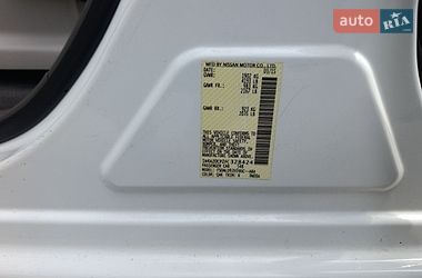 Хетчбек Nissan Leaf 2015 в Житомирі