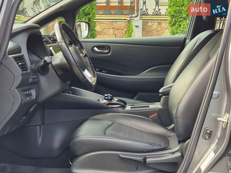 Хэтчбек Nissan Leaf 2018 в Золочеве фото 6 Хэтчбек Nissan Leaf 2018 в Золочеве