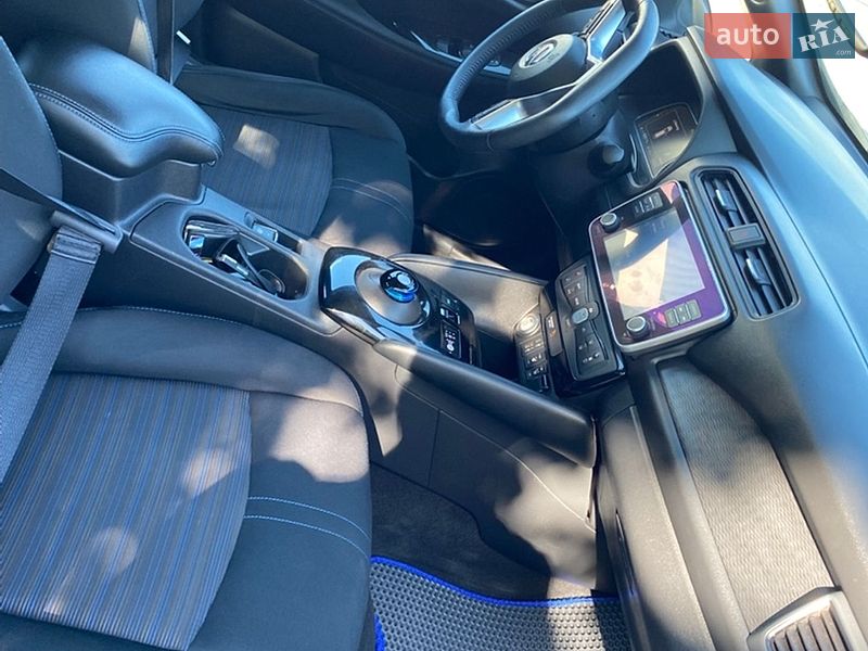 Хетчбек Nissan Leaf 2021 в Вінниці