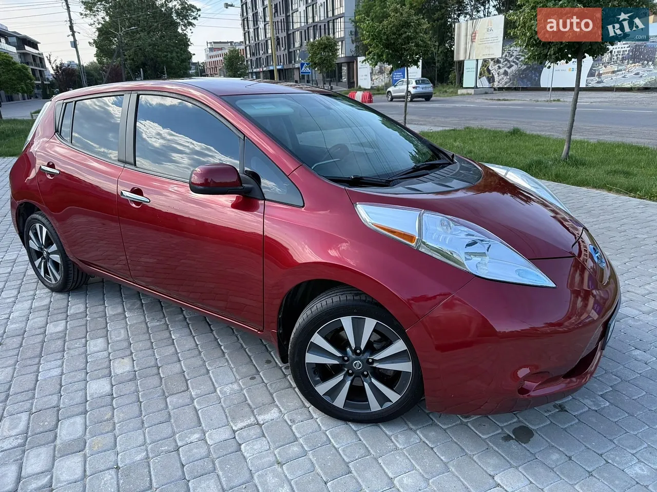 2016 Nissan Leaf - мініатюра 30