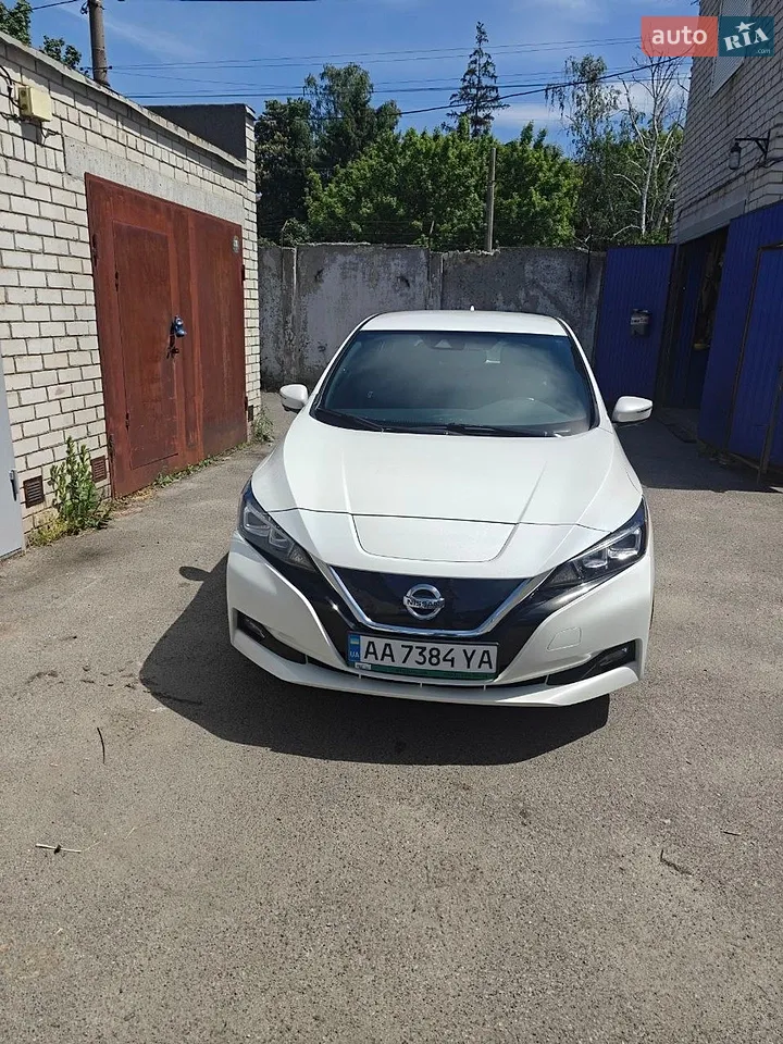2018 Nissan Leaf - мініатюра 11