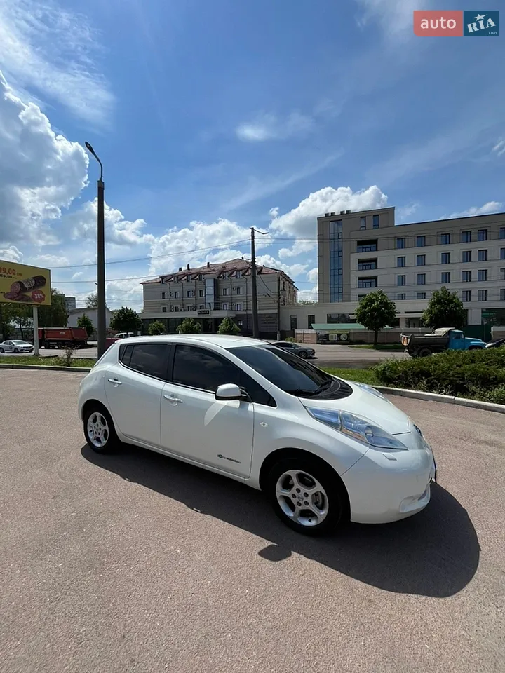 2013 Nissan Leaf - мініатюра 23