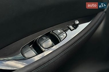 Хэтчбек Nissan Leaf 2019 в Киеве