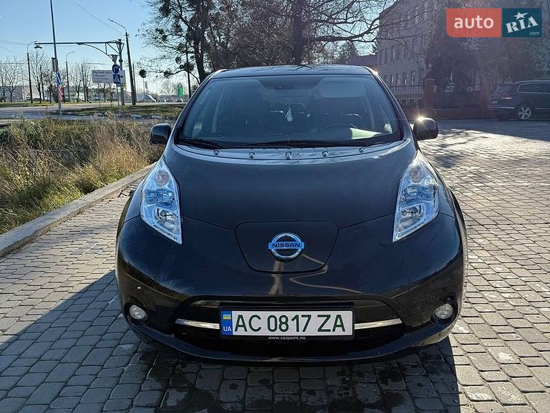 Хэтчбек Nissan Leaf 2014 в Луцке