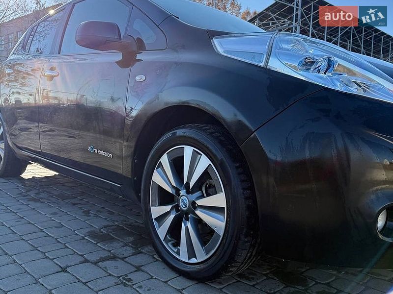 Хэтчбек Nissan Leaf 2014 в Луцке