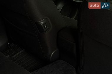 Хэтчбек Nissan Leaf 2016 в Киеве