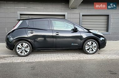 Хэтчбек Nissan Leaf 2016 в Киеве
