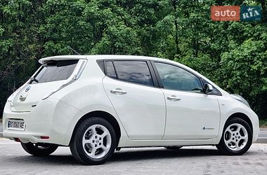 Хэтчбек Nissan Leaf 2013 в Тернополе