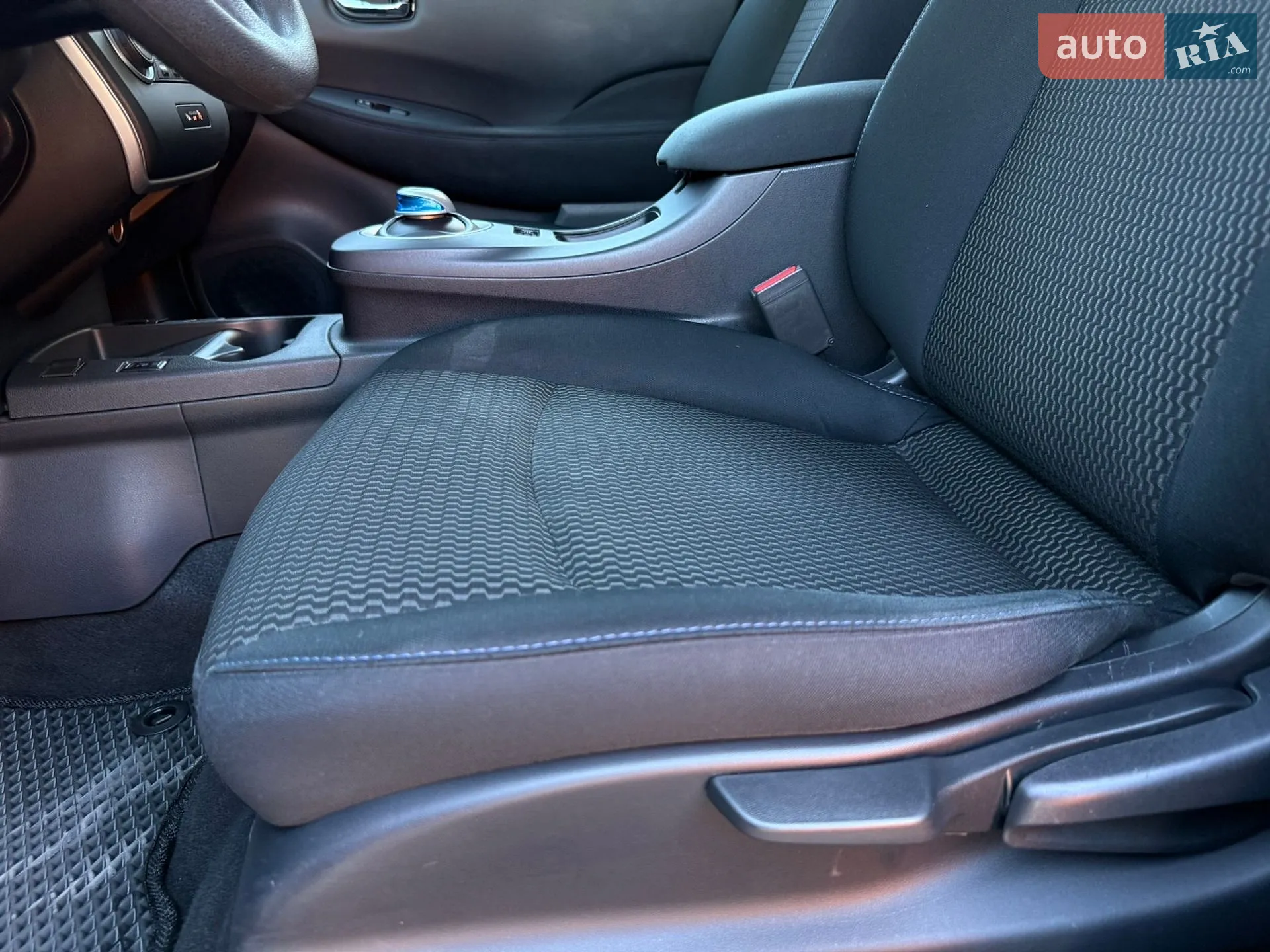 2017 Nissan Leaf - мініатюра 19
