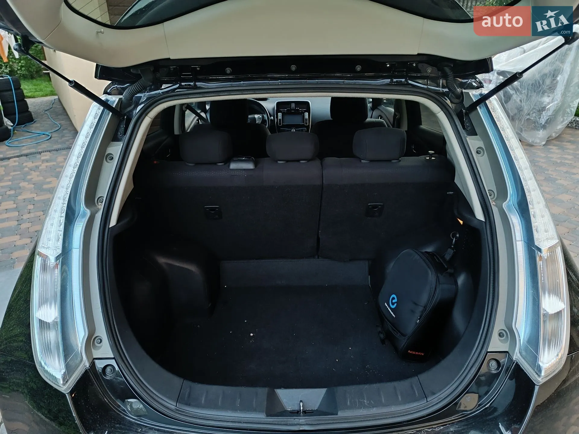 2015 Nissan Leaf - мініатюра 21