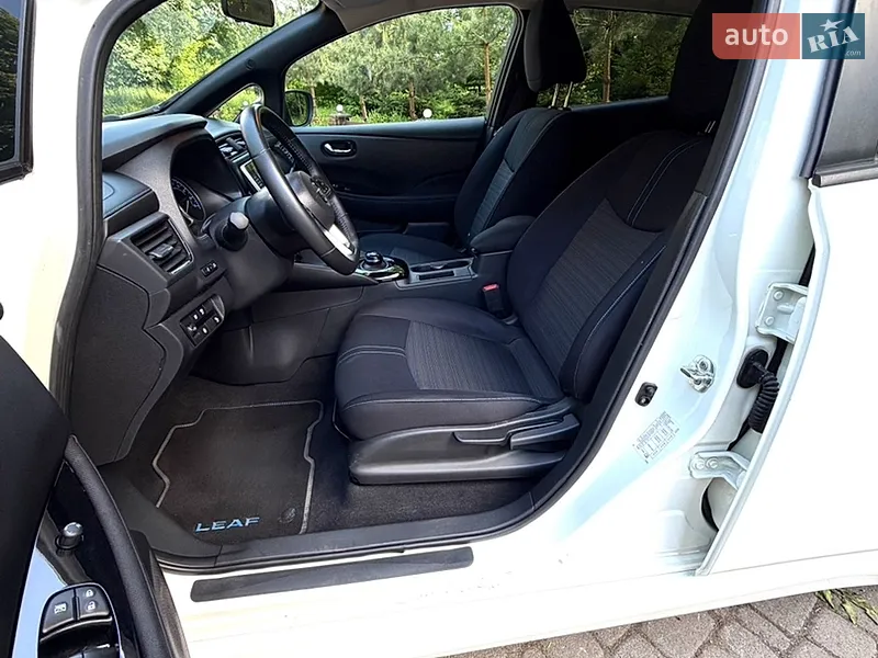 Nissan Leaf 2019 VIN SJNFAAZE1U0075586 фото оголошення 31 з 159