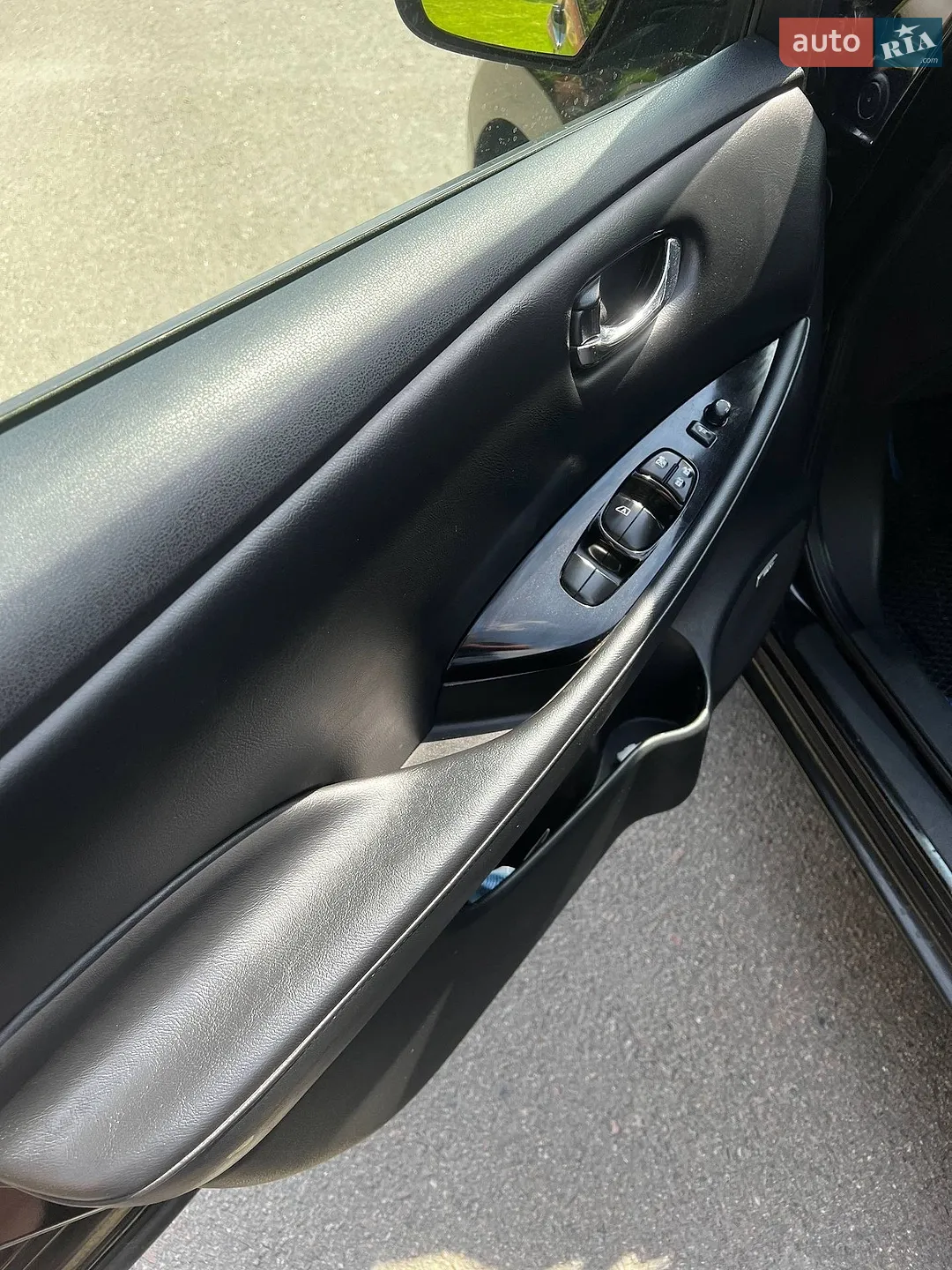 2015 Nissan Leaf - мініатюра 18