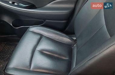 Хэтчбек Nissan Leaf 2016 в Николаеве