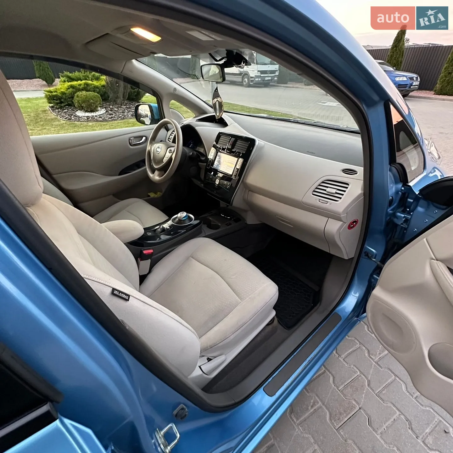 2012 Nissan Leaf - мініатюра 22