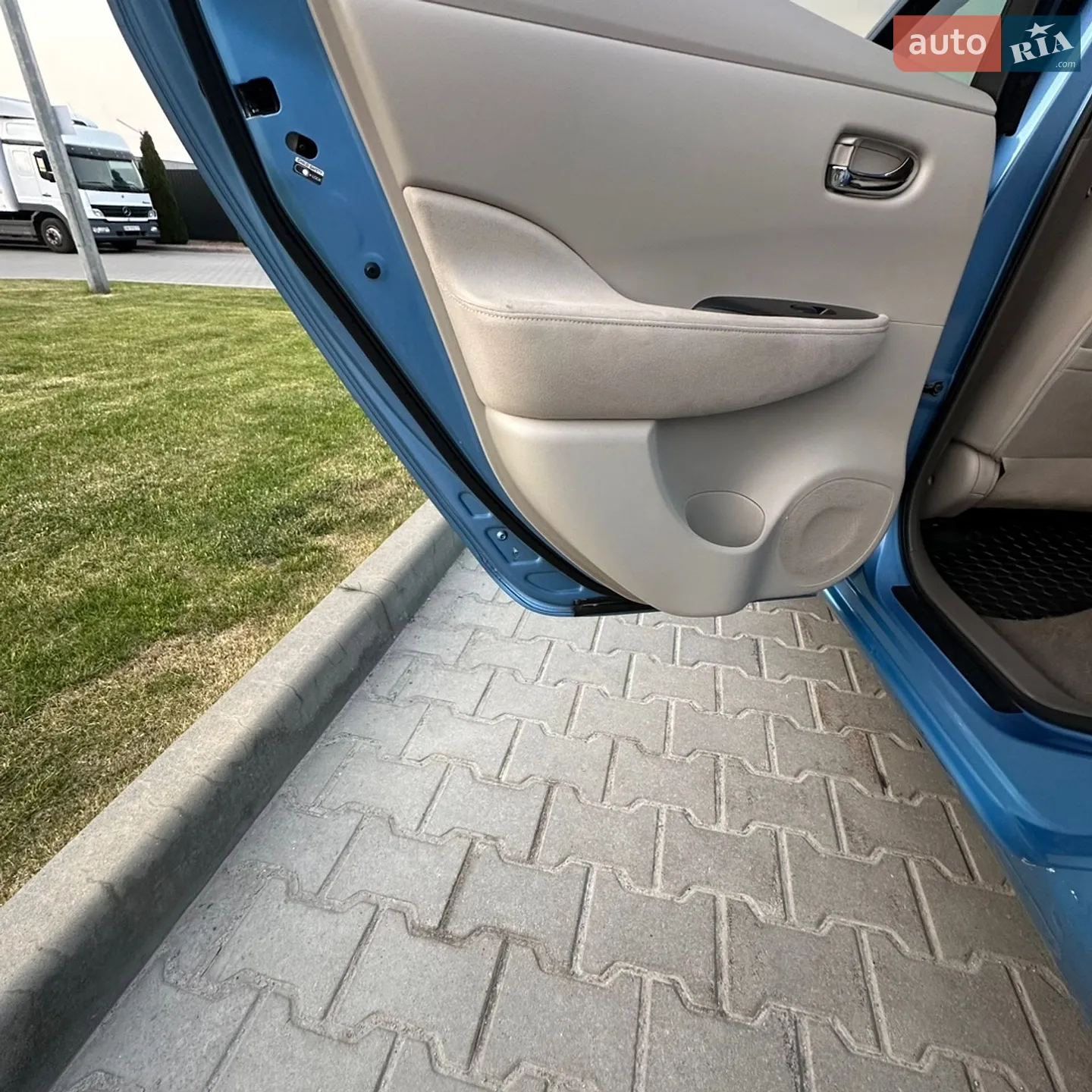 2012 Nissan Leaf - мініатюра 29