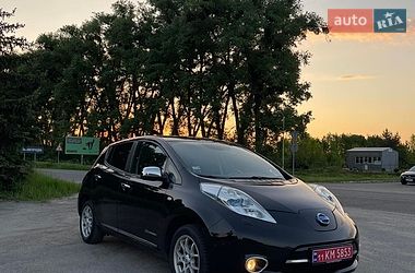 Хэтчбек Nissan Leaf 2014 в Звенигородке