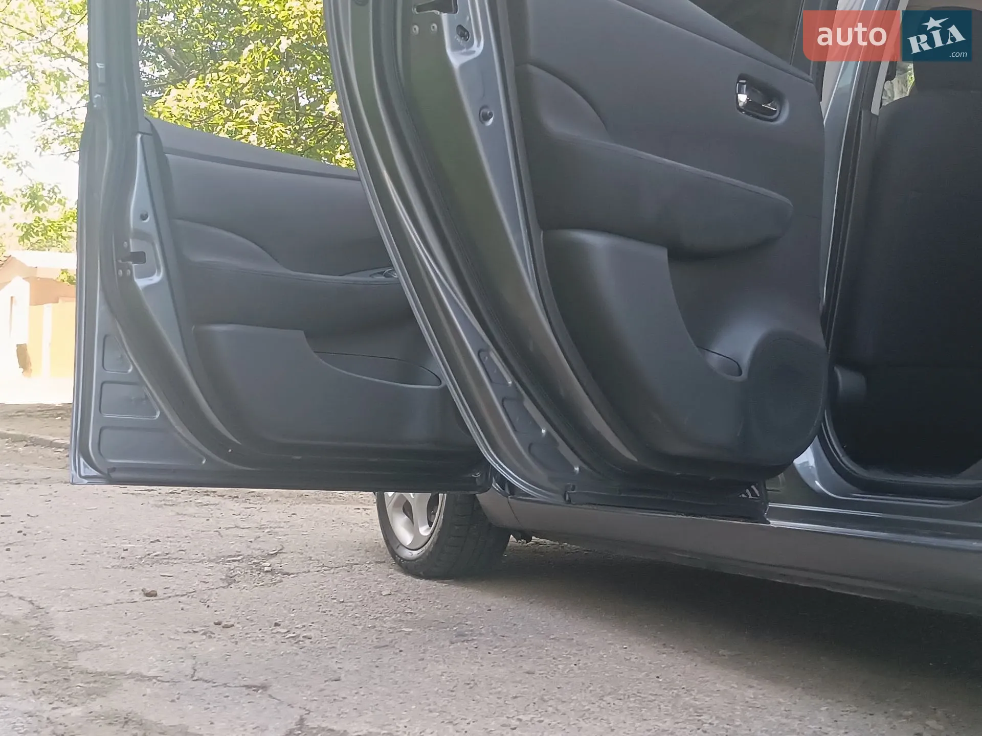 2016 Nissan Leaf - мініатюра 14