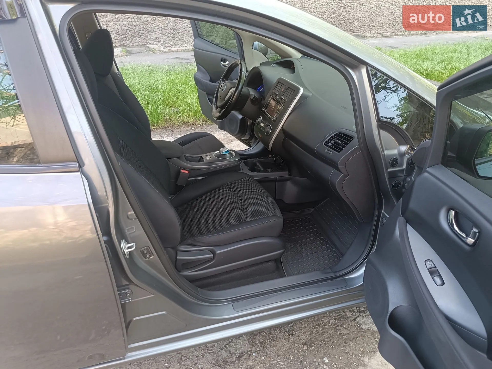 2016 Nissan Leaf - мініатюра 21