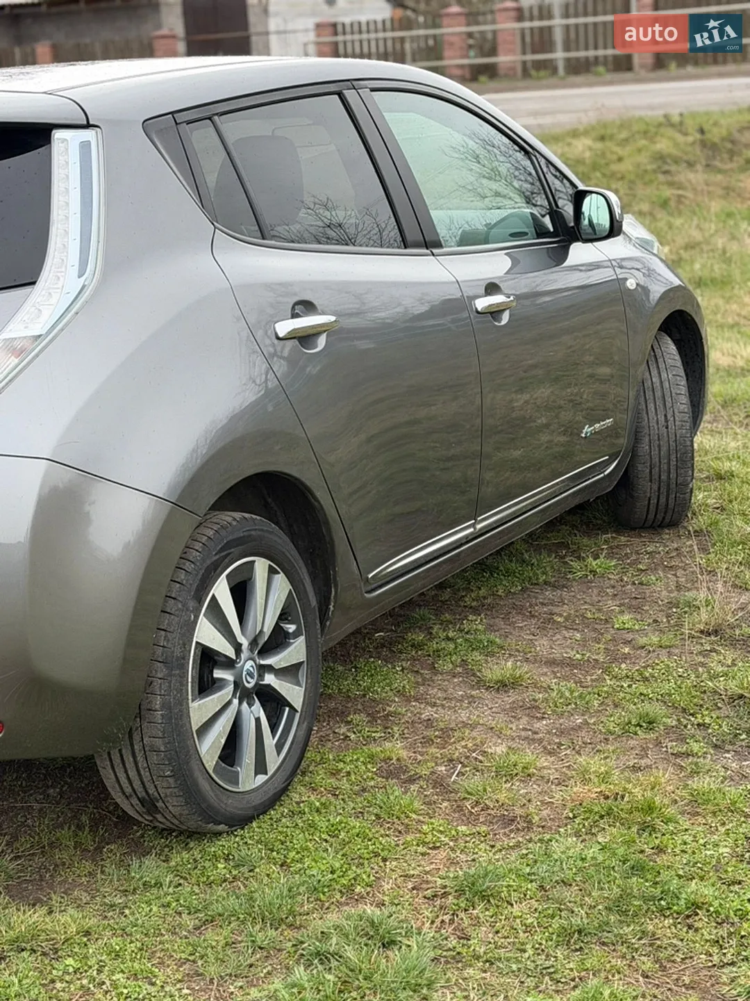 2014 Nissan Leaf - мініатюра 11