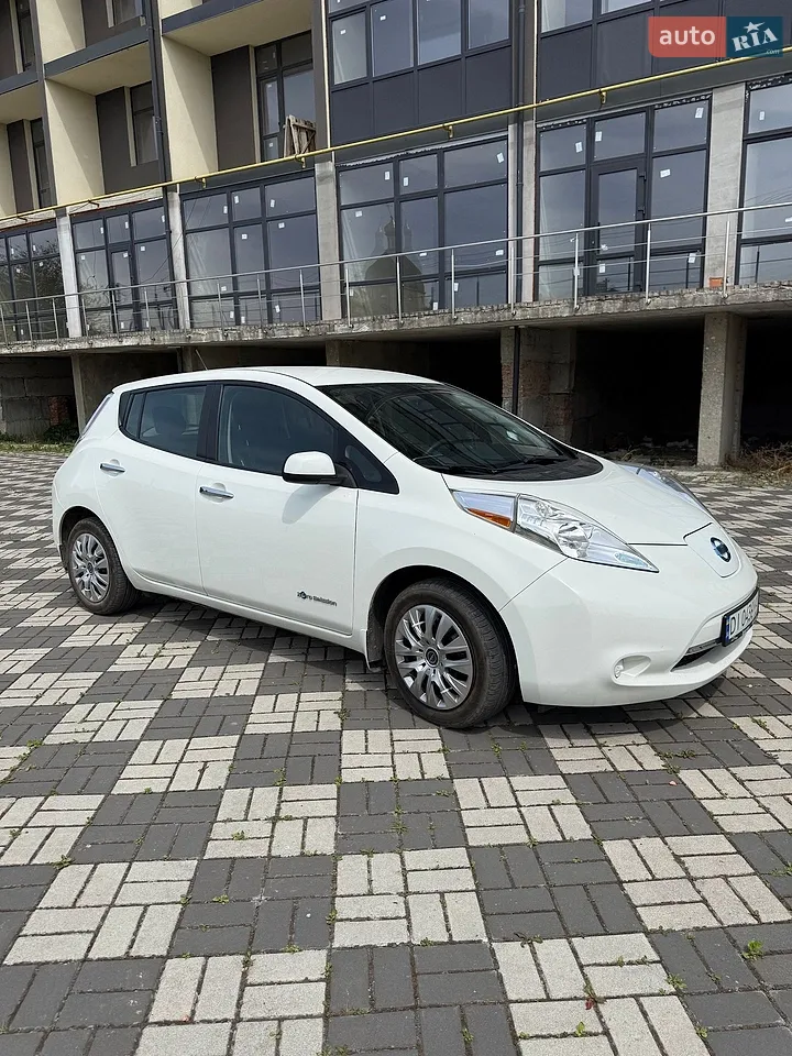 2016 Nissan Leaf - мініатюра 18