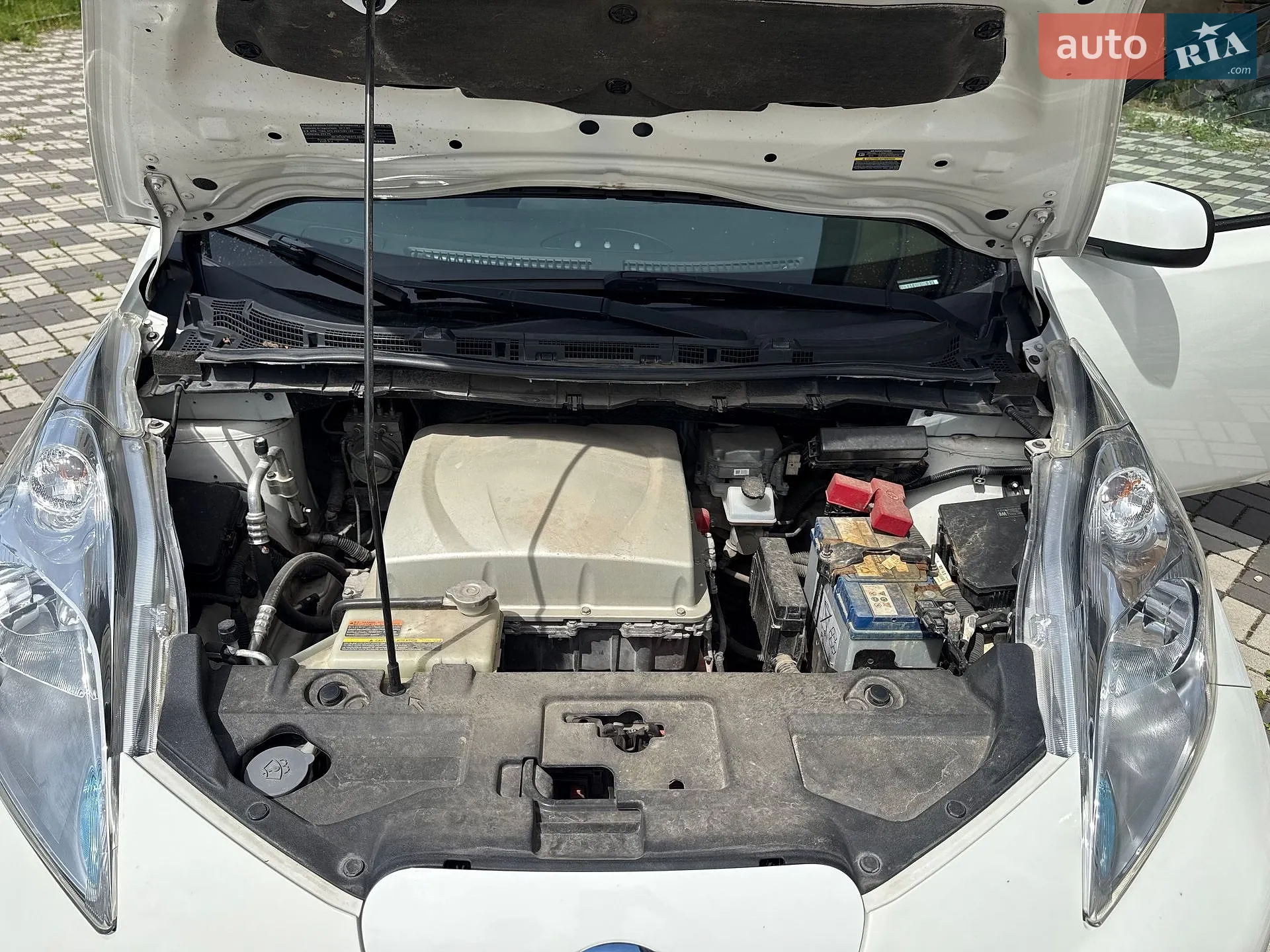 2017 Nissan Leaf - мініатюра 24