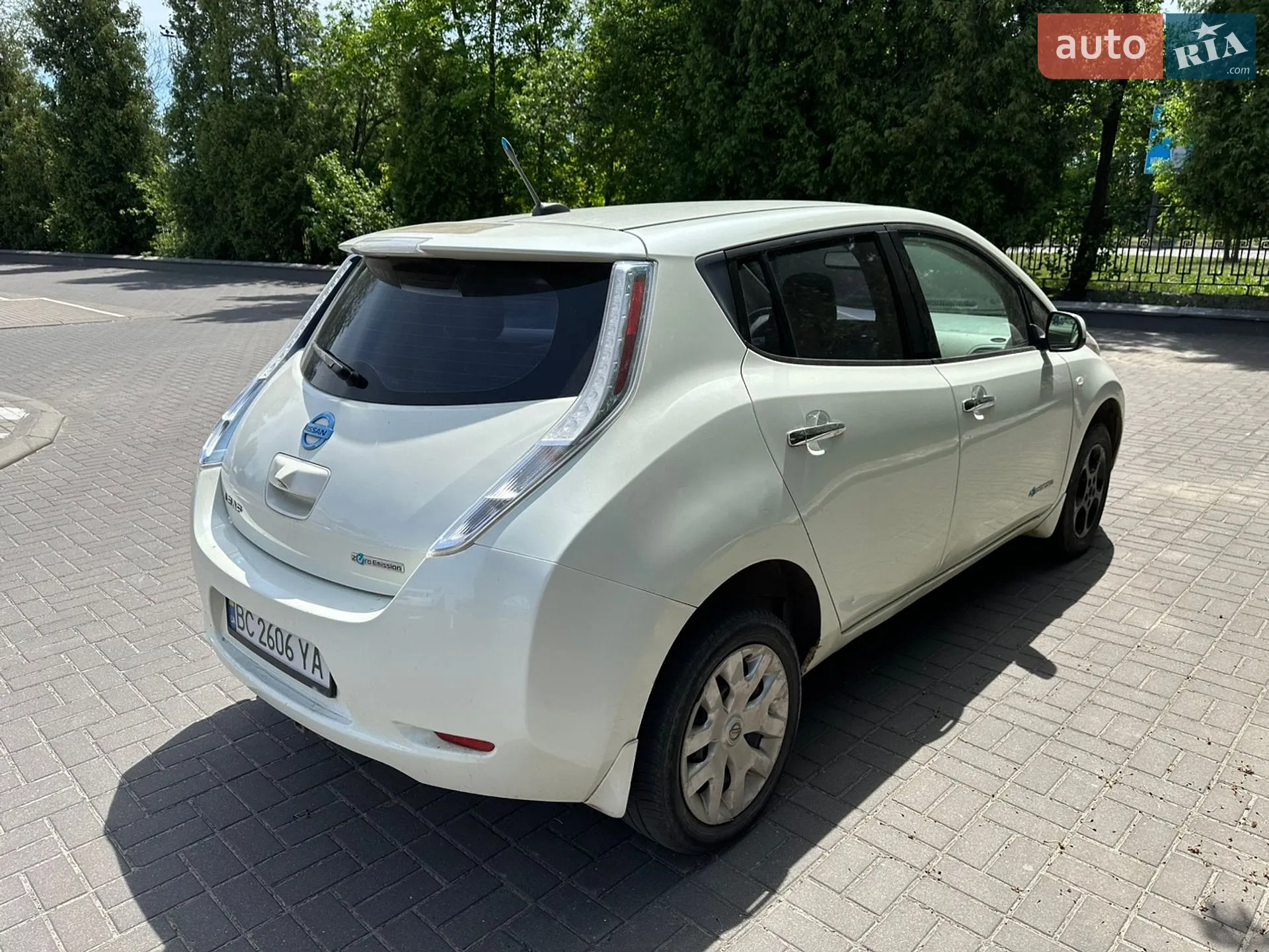 2011 Nissan Leaf - мініатюра 10
