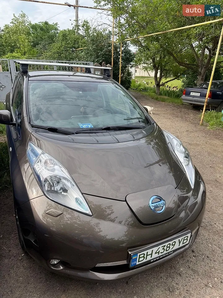 2015 Nissan Leaf - мініатюра 16