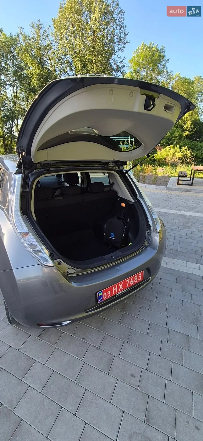 2015 Nissan Leaf - мініатюра 26