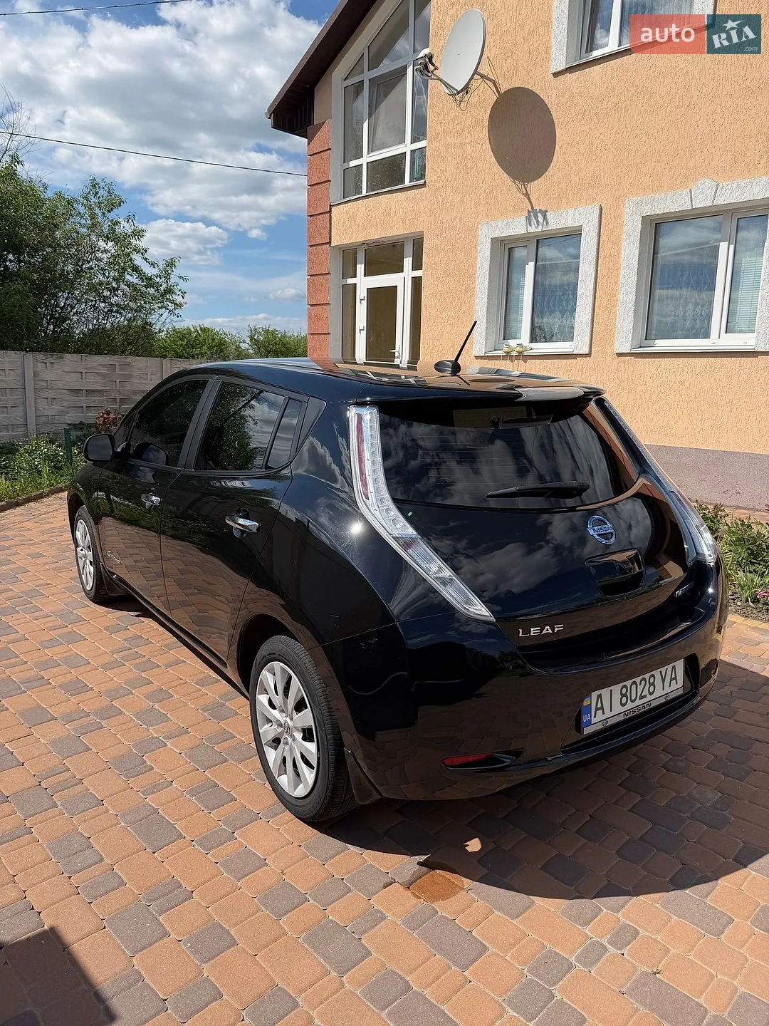 2017 Nissan Leaf - мініатюра 4
