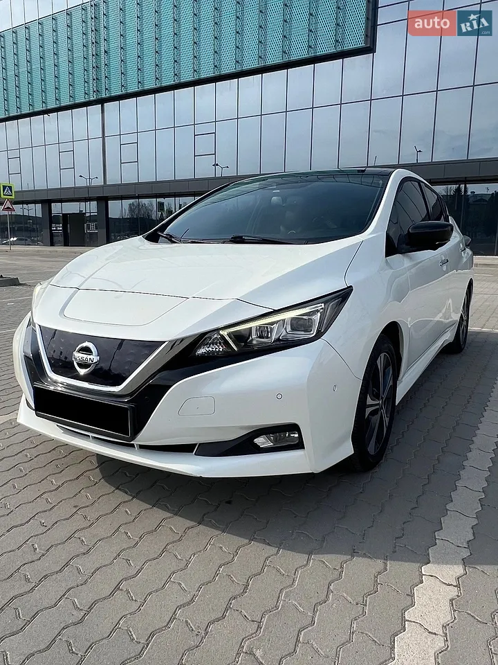 2017 Nissan Leaf - мініатюра 28