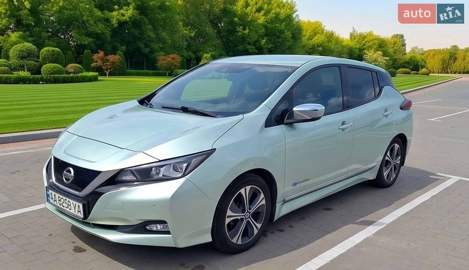 2018 Nissan Leaf - фото 1