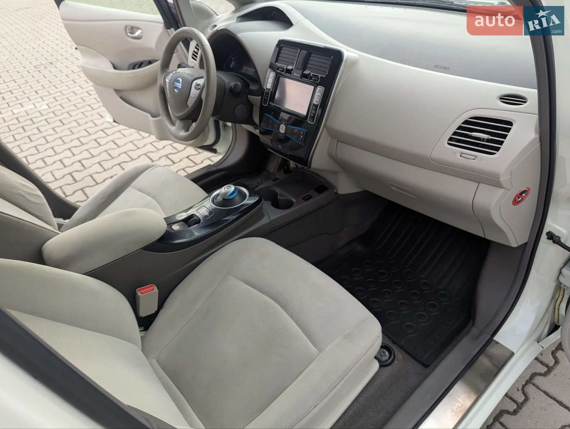2012 Nissan Leaf - мініатюра 22