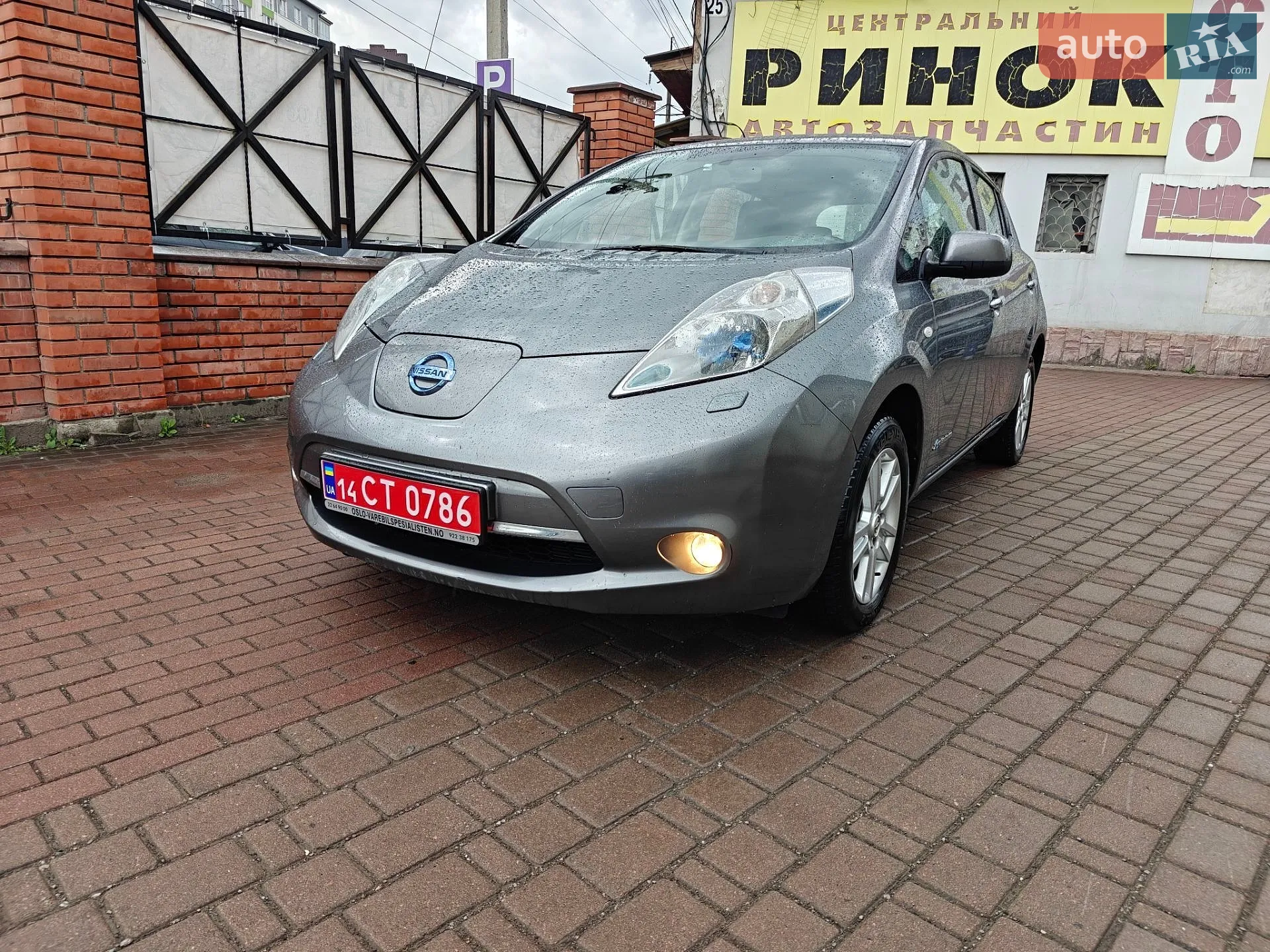 2014 Nissan Leaf - мініатюра 2