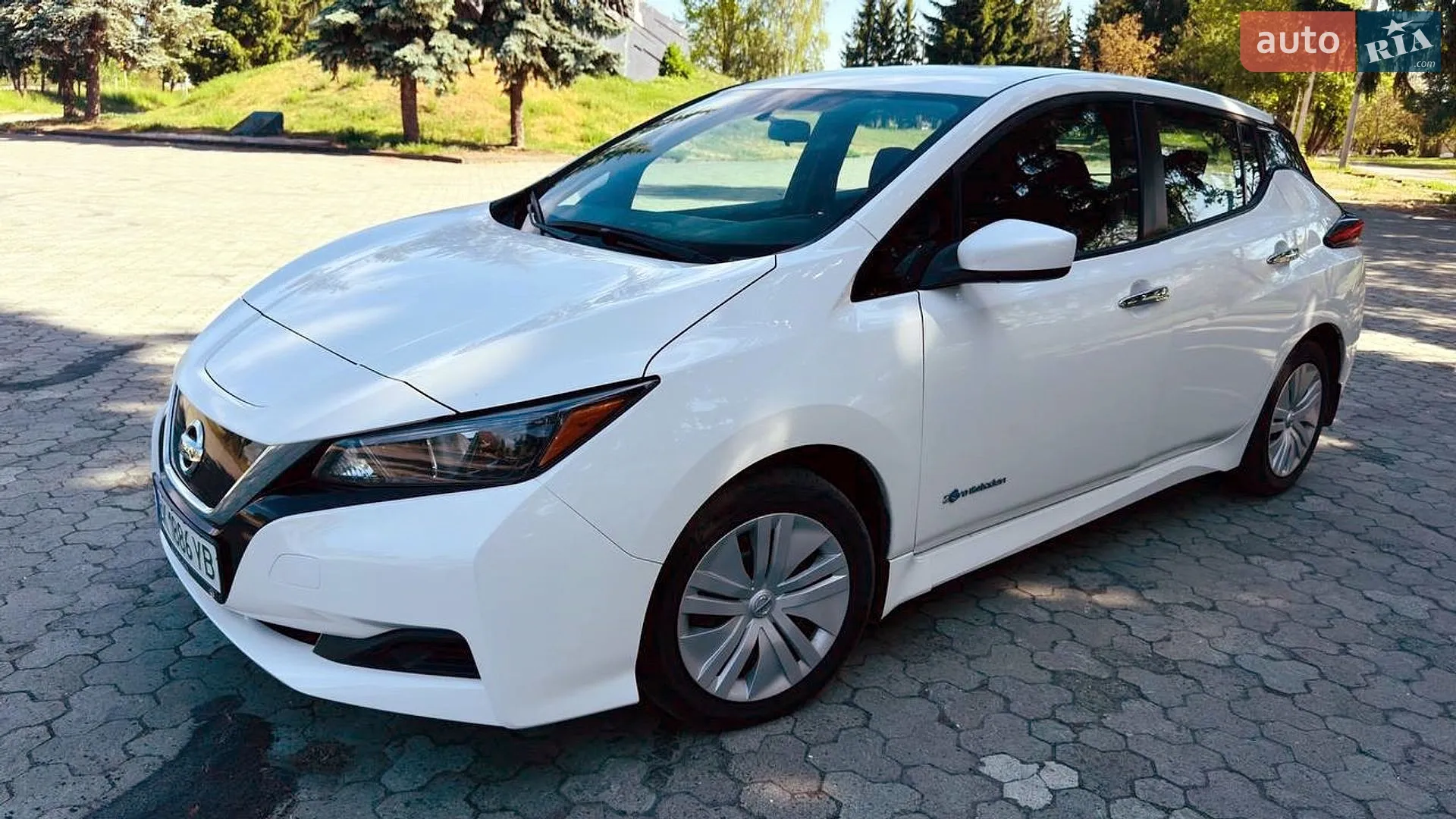 2019 Nissan Leaf - мініатюра 2