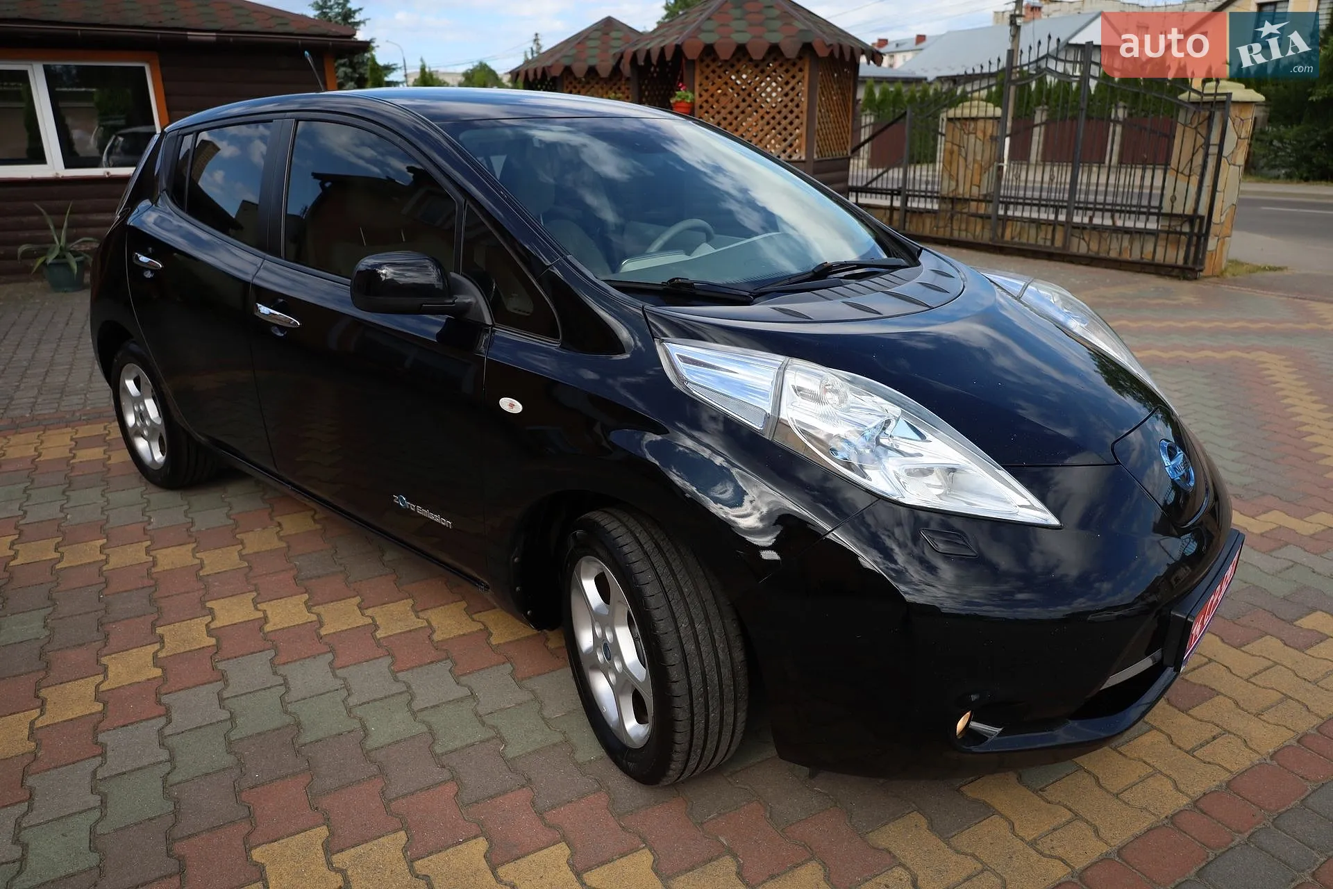 2011 Nissan Leaf - мініатюра 14