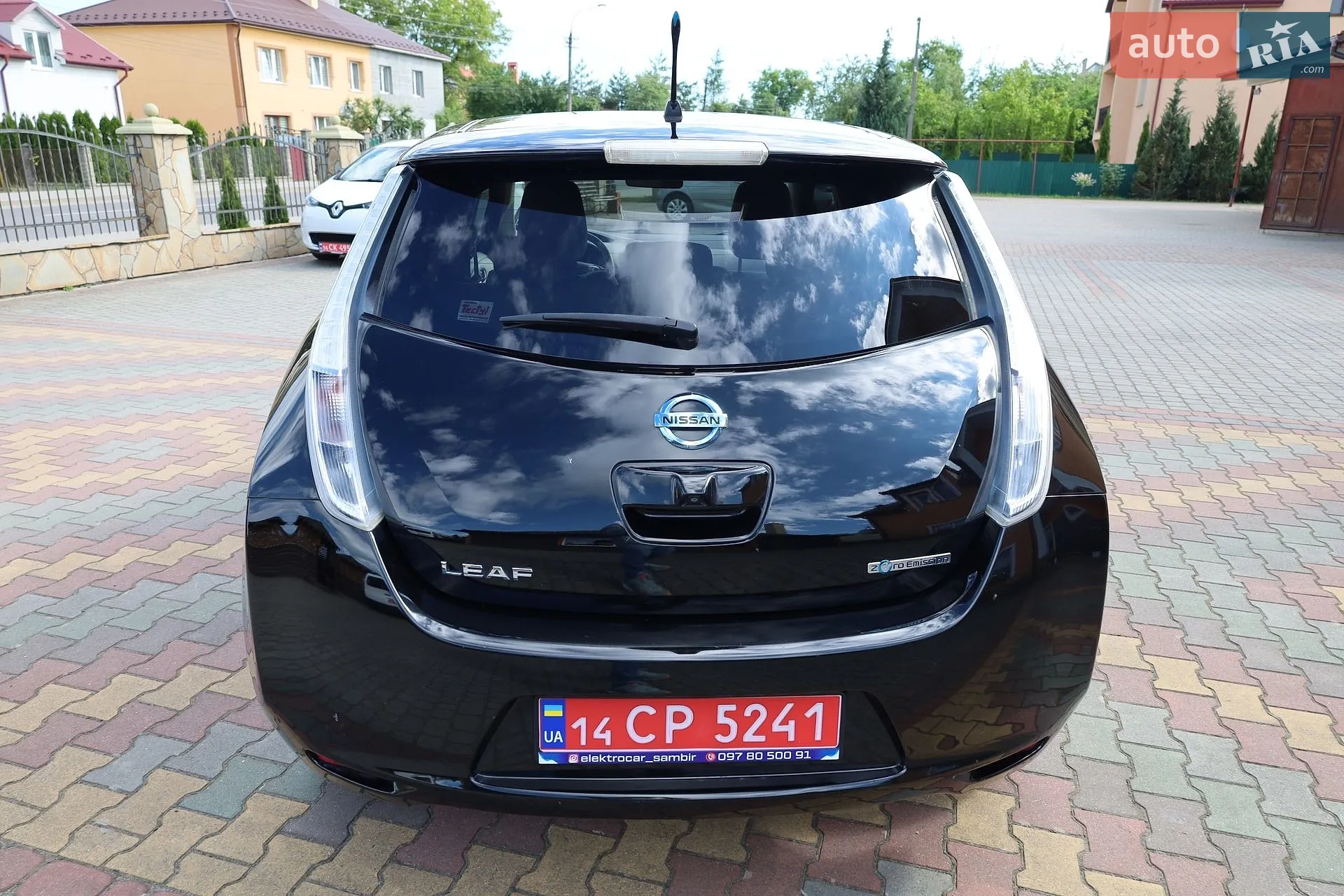 2011 Nissan Leaf - мініатюра 17