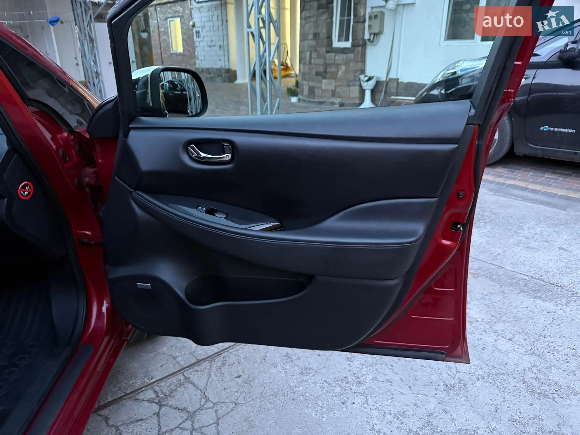 2013 Nissan Leaf - мініатюра 32