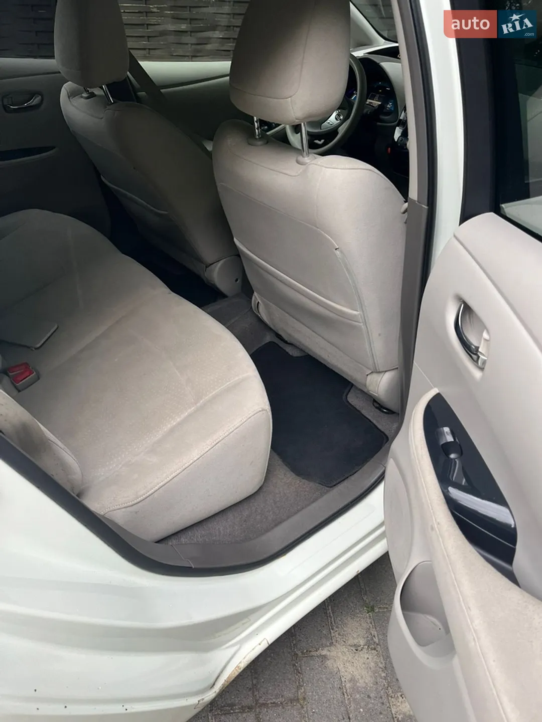 2011 Nissan Leaf - мініатюра 8