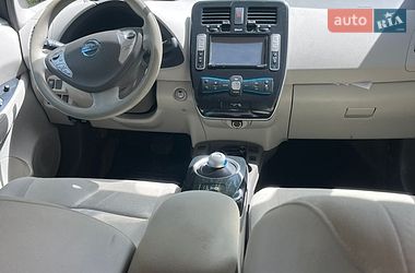 Хэтчбек Nissan Leaf 2011 в Львове