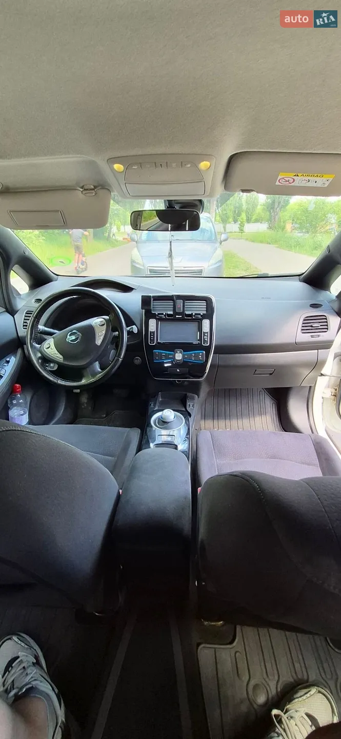 2013 Nissan Leaf - мініатюра 12