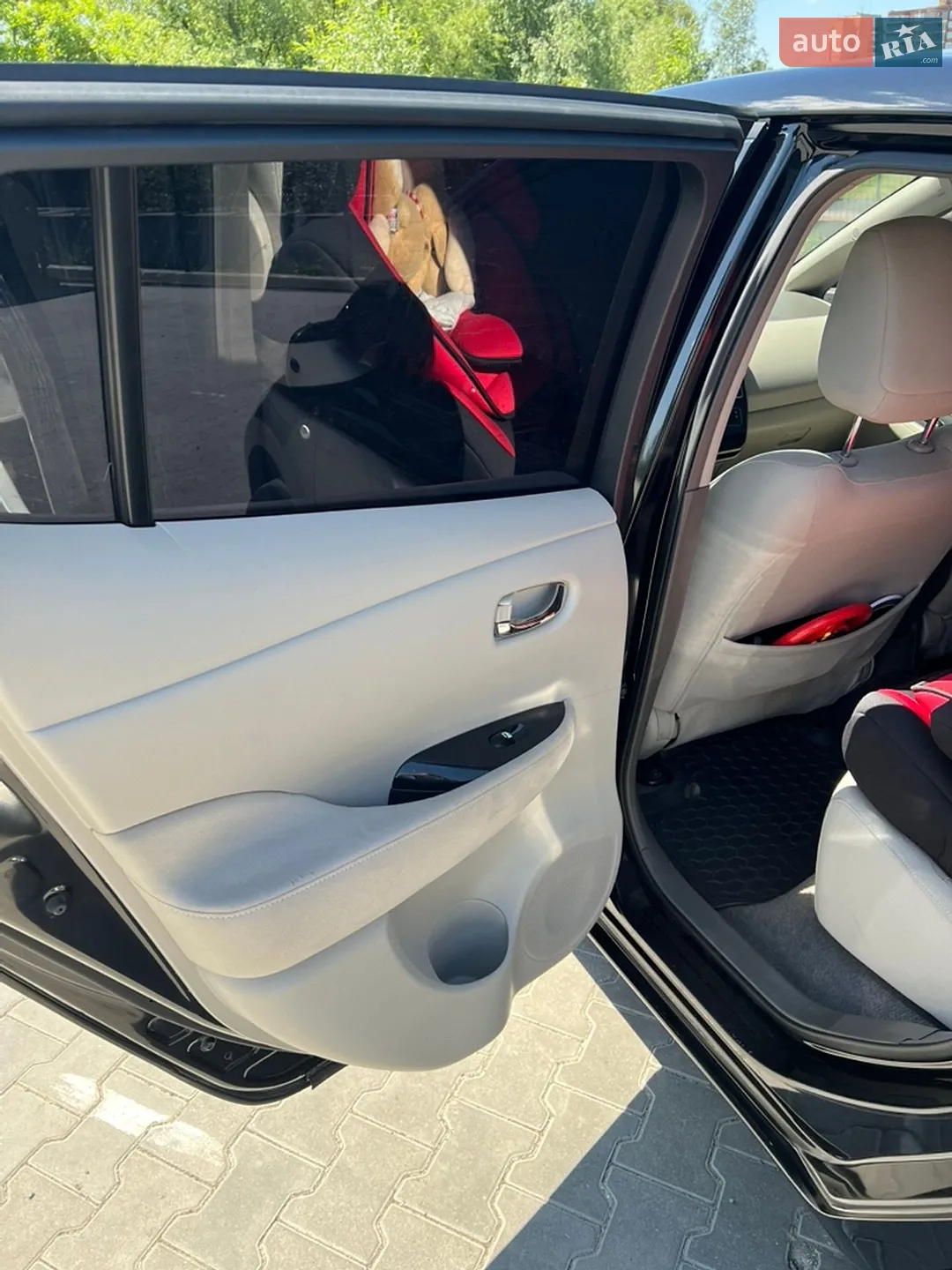 2013 Nissan Leaf - мініатюра 12