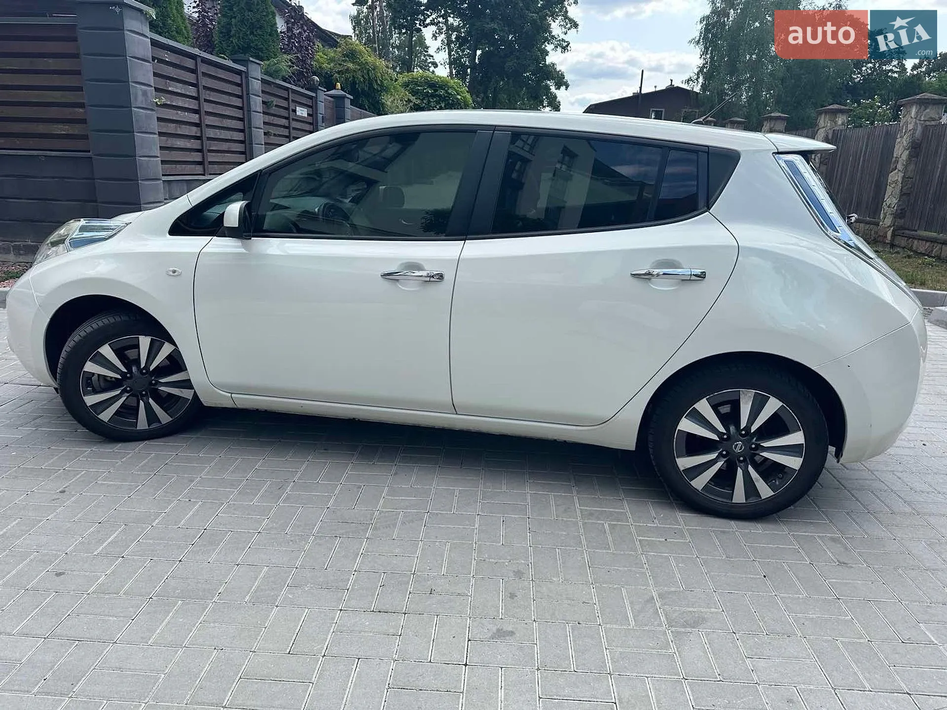 2015 Nissan Leaf - мініатюра 4