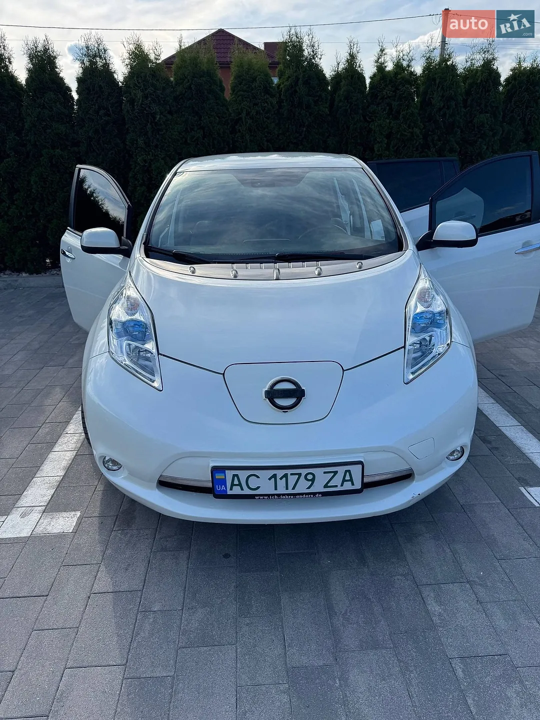 2017 Nissan Leaf - фото 1
