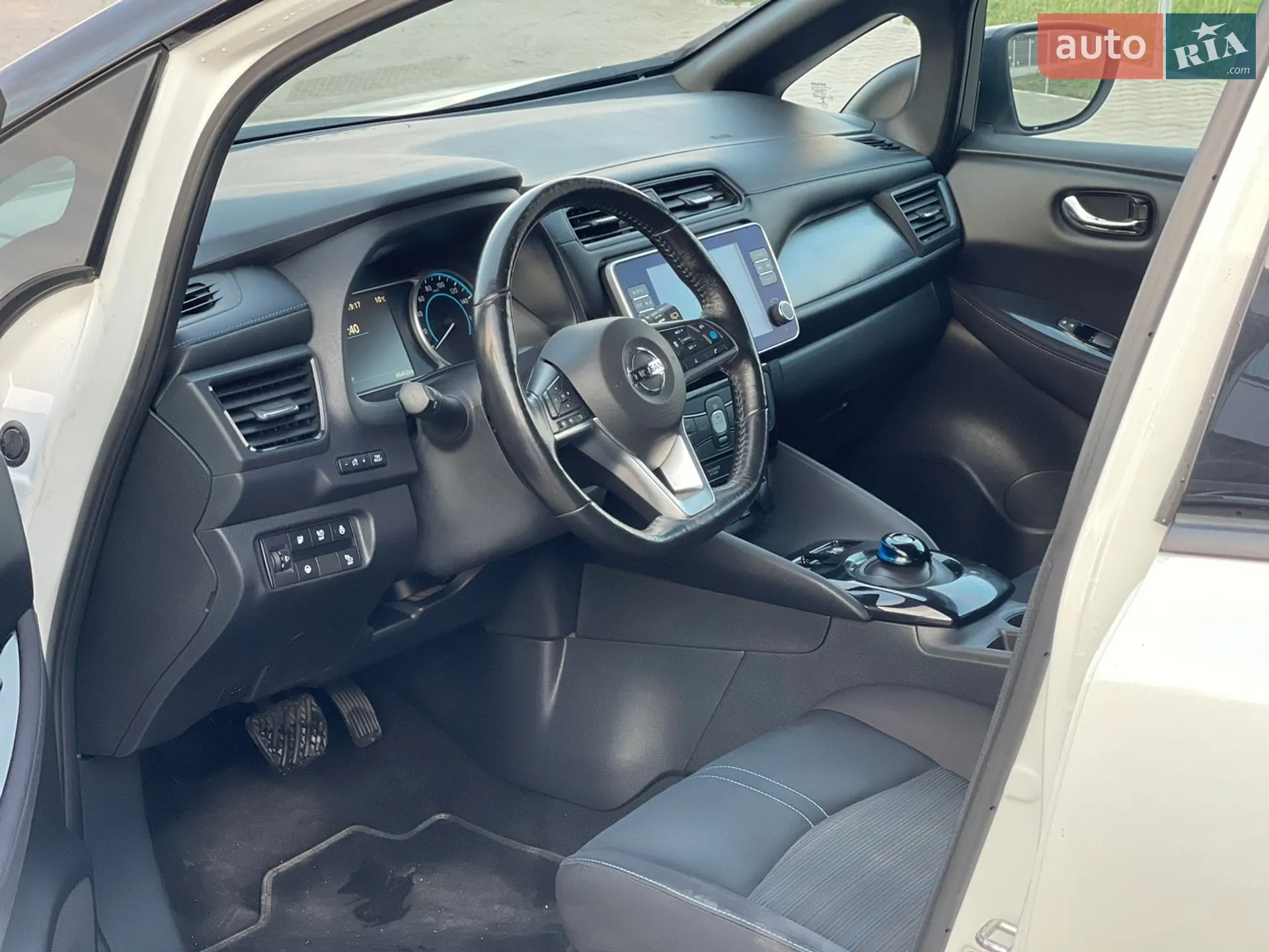 2020 Nissan Leaf - мініатюра 35