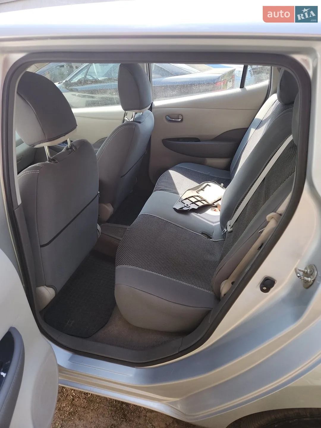 2012 Nissan Leaf - мініатюра 5