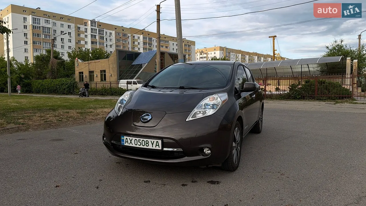 2014 Nissan Leaf - мініатюра 11