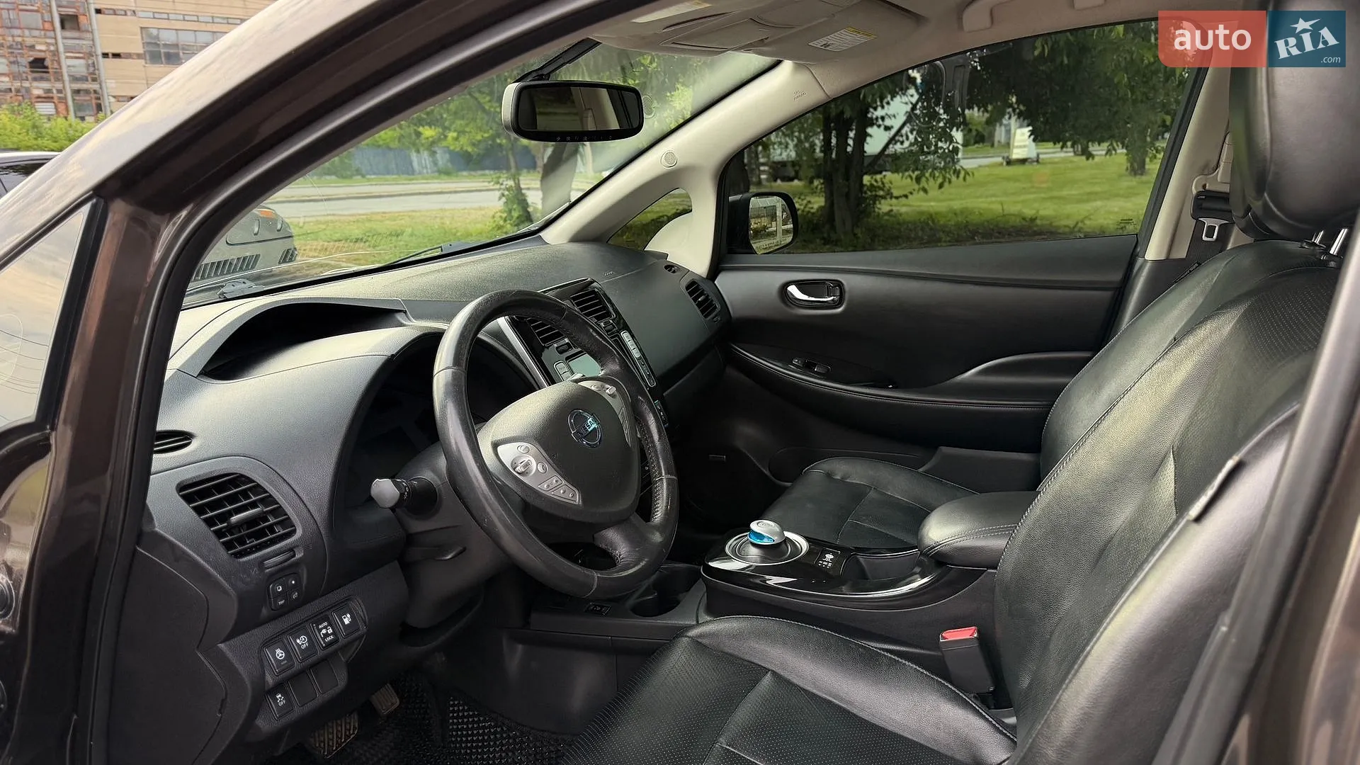 2015 Nissan Leaf - мініатюра 14