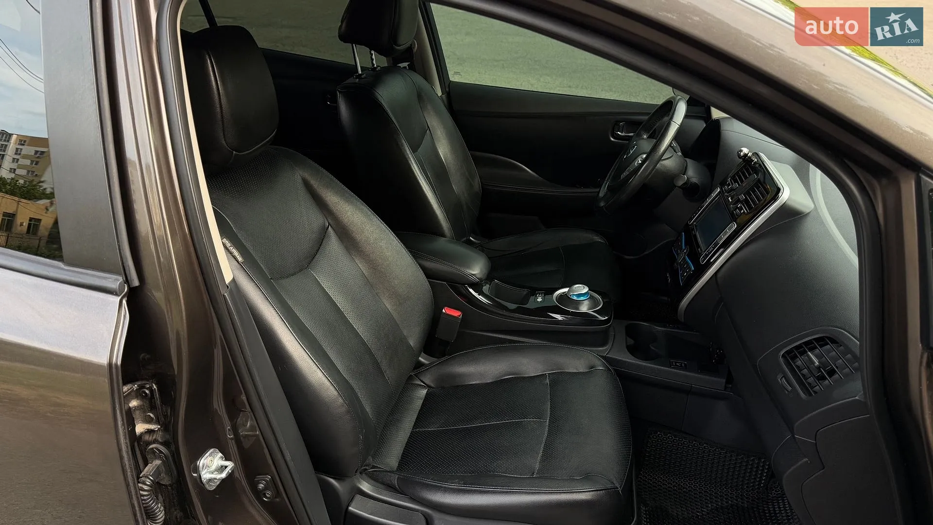 2015 Nissan Leaf - мініатюра 24